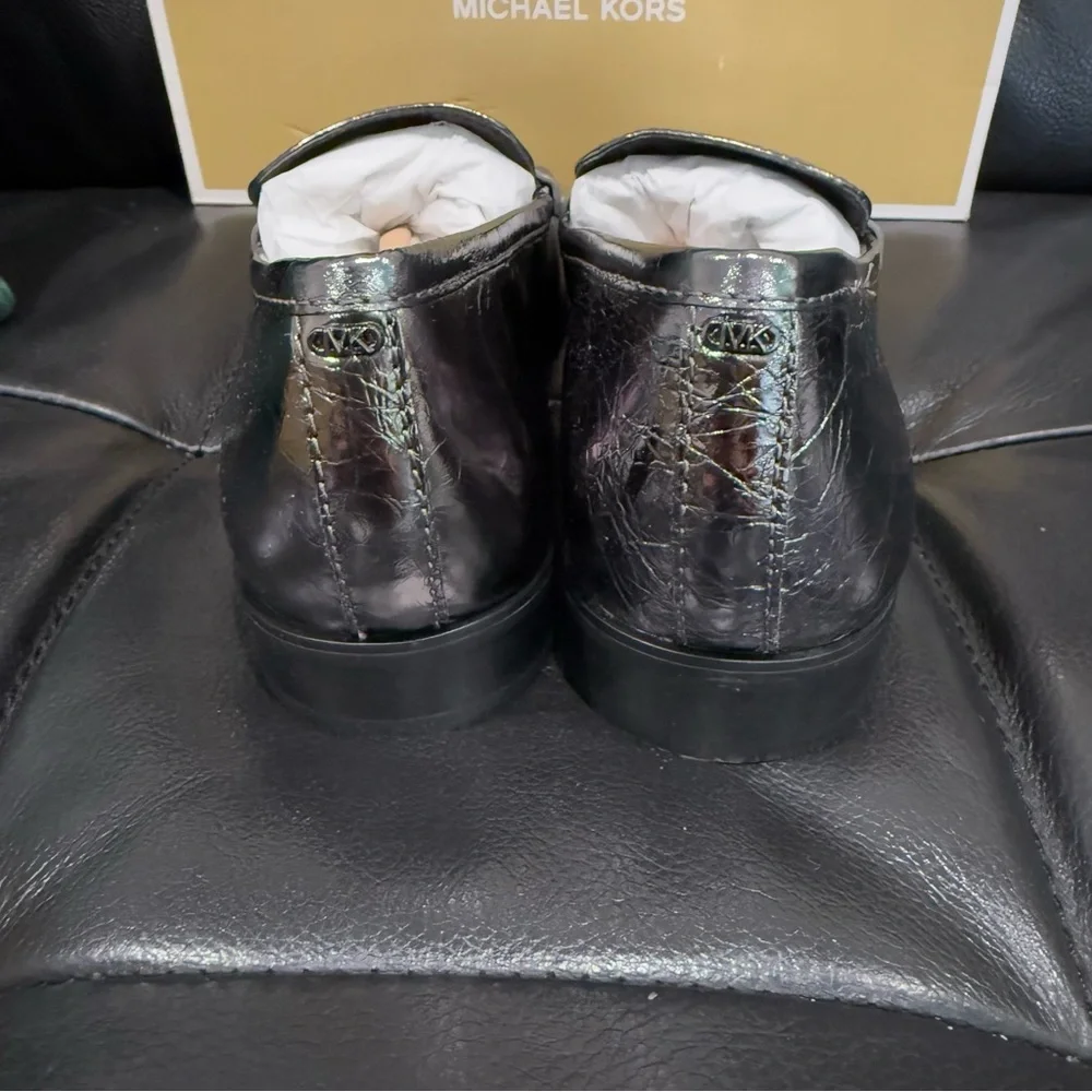 MICHAEL KORS Carlson Crackled Metallic Leather Loafer‎